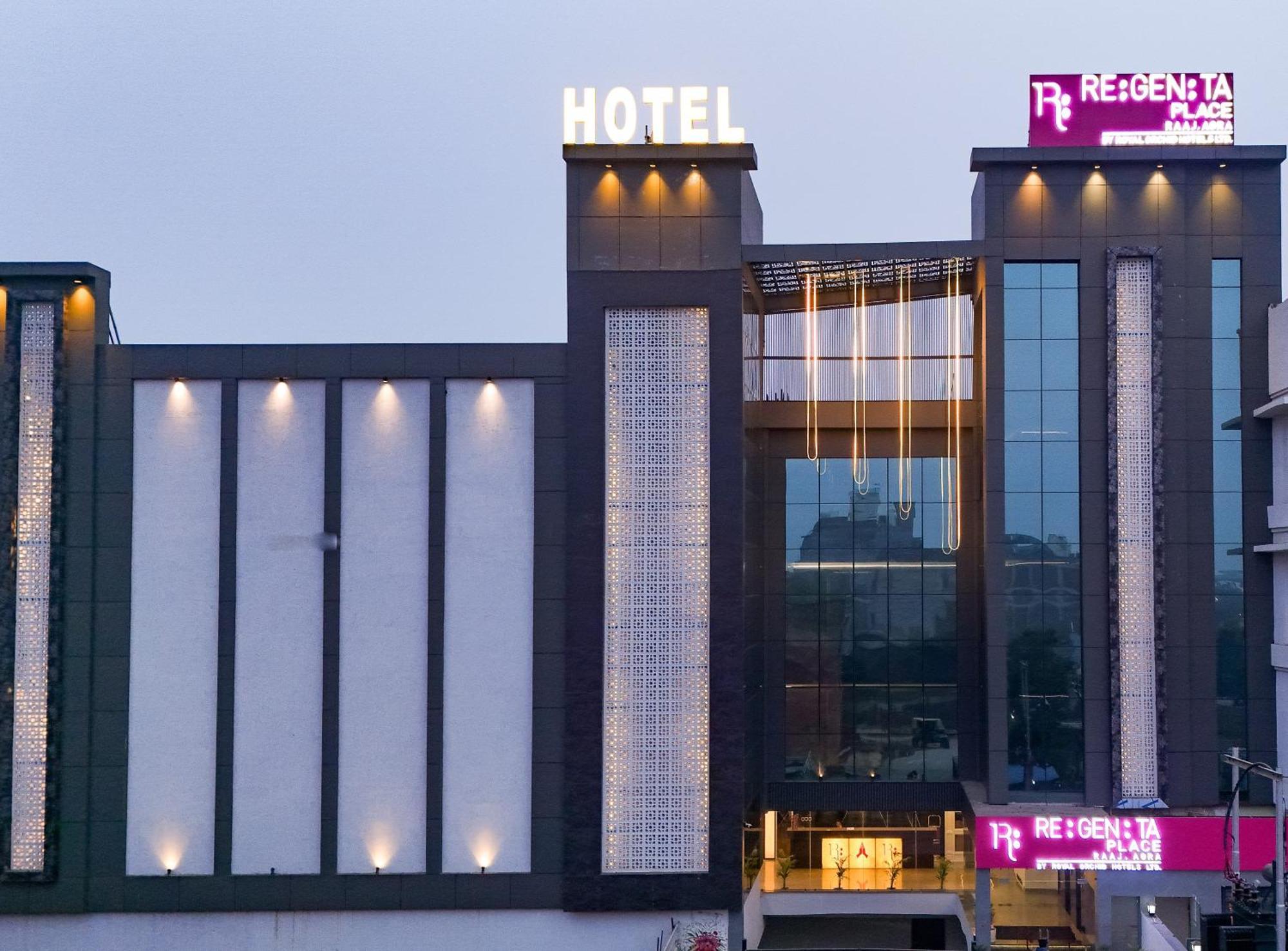 Regenta Place Raaj Agra, Tajganj Agra  Luaran gambar