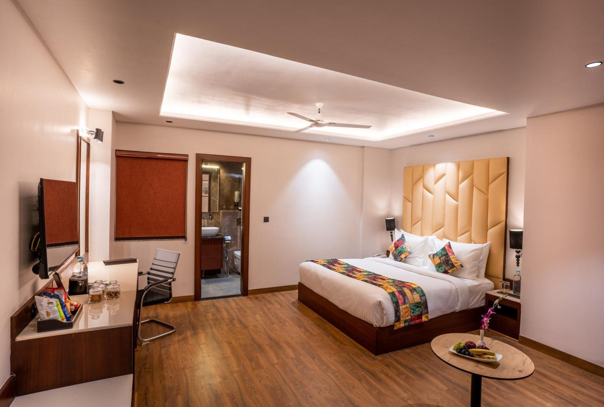 Regenta Place Raaj Agra, Tajganj Agra  Luaran gambar