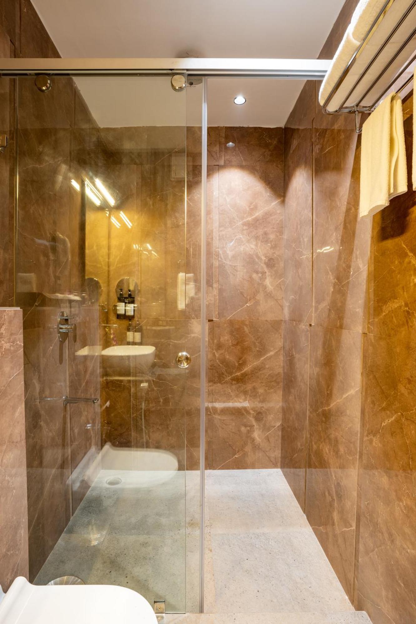 Regenta Place Raaj Agra, Tajganj Agra  Luaran gambar